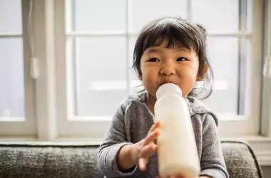 Toddler Milk Refusal: Bottle to Cup Transition Challenges