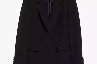 The Ultimate Fall Wardrobe: Essential Pieces for Every Stylish Woman