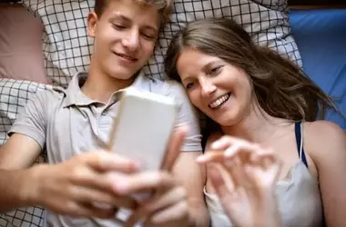 Instagram DMs: A New Bridge for Teen-Parent Communication