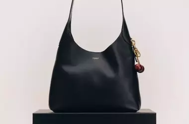 Elevate Your Autumn Style: The Versatility of Coach's Brooklyn Shoulder Bag
