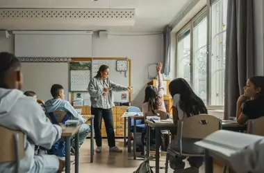 Educational Scaffolding: Boosting Kids' Learning and Confidence