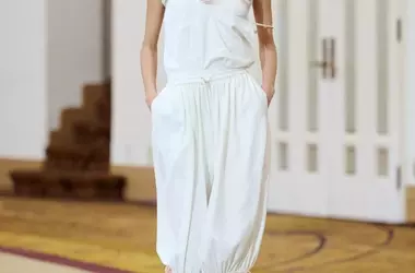 Xu Zhi's "The Girls" Collection: A Fusion of Eras and Sensibilities