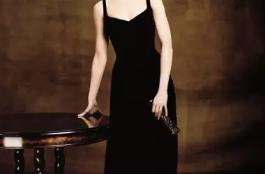 A Visual Journey Through History: "Vogue Portraits" Unveils Decades of Iconic Photography