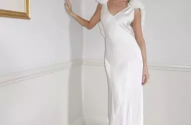 Daisy Edgar-Jones's “Sense and Sensibility” Press Tour: A Modern Regency Fashion Journey