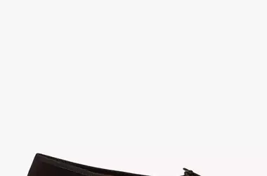 The Rise of Brown Ballet Flats: A Fall Footwear Essential