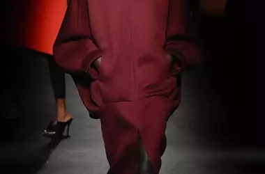 Embrace the Allure of Burgundy: Your Essential Guide to Autumn's Hottest Hue