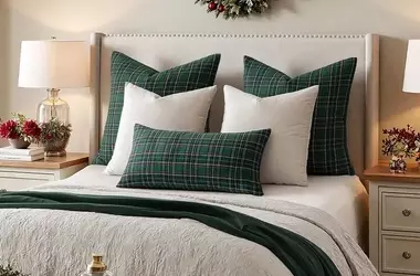Timeless Holiday Decor: Embracing the Ralph Lauren Aesthetic