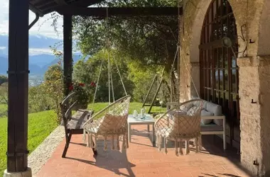Unveiling the Dolomites: Top Airbnb Retreats for an Unforgettable Alpine Escape