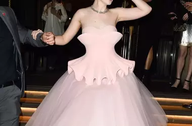 Elle Fanning's Avant-Garde Hunger Games Premiere Look