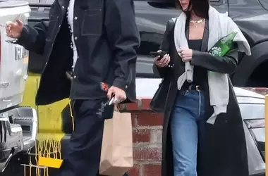 Dakota Johnson and Machine Gun Kelly: A New Hollywood Romance?