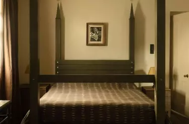 Embracing Witchcore: A Guide to Mystical Home Decor